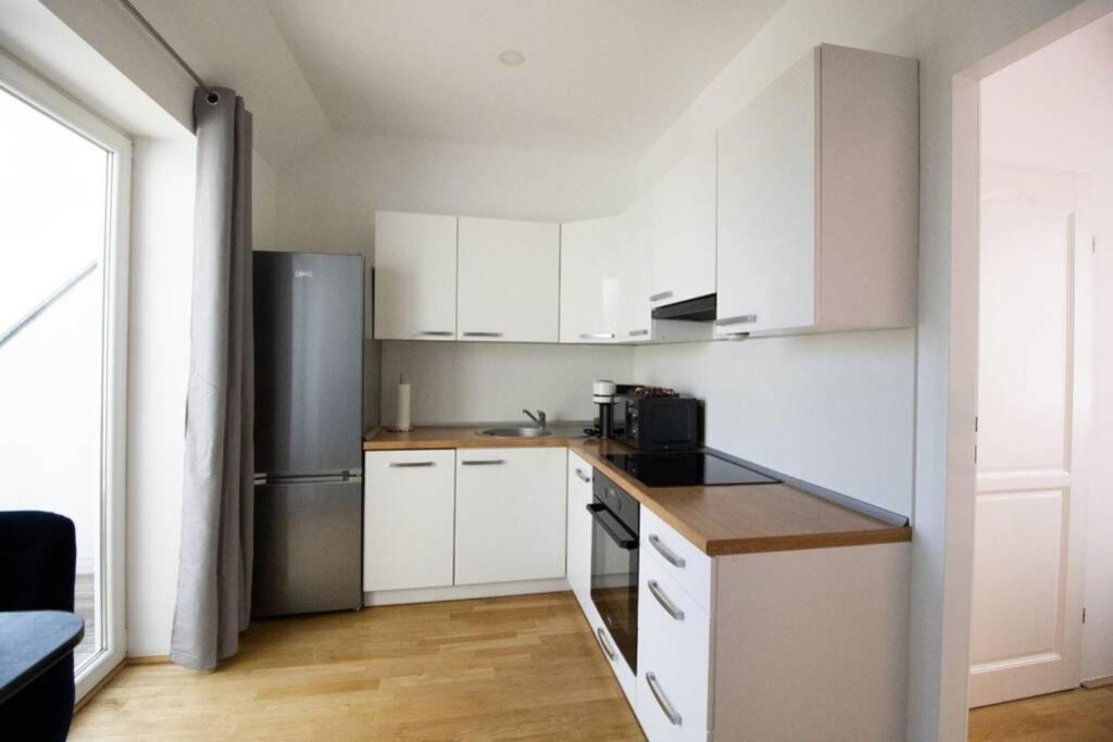 비엔나 Sunny & Cozy Penthouse With Balcony L Dg4'14 아파트 외부 사진